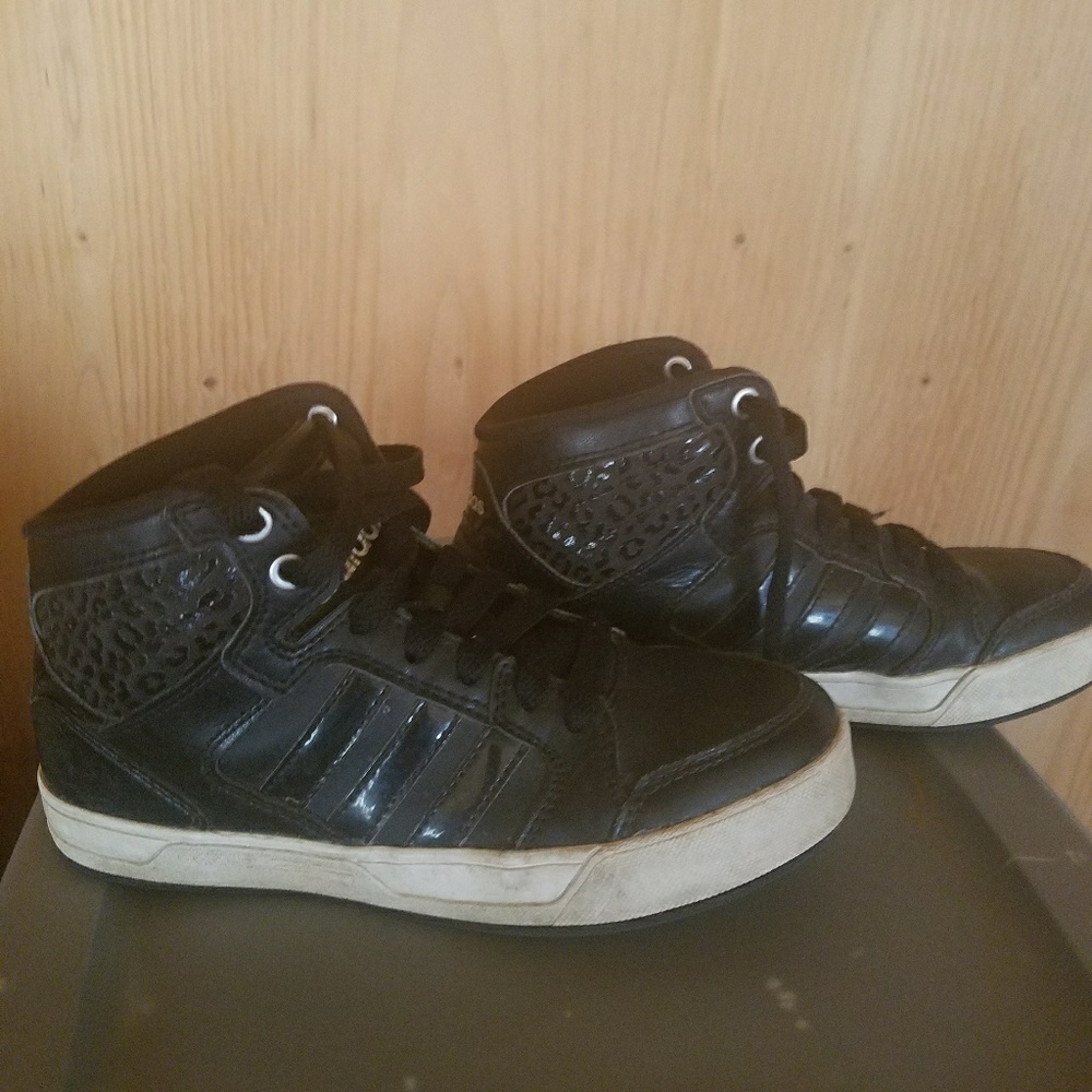 Kids shoes